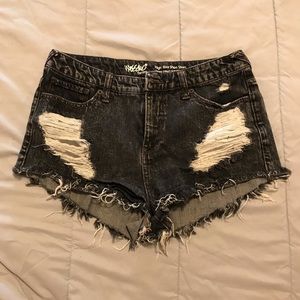 High Waisted distressed denim shorts